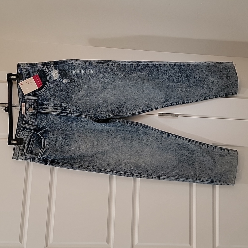 NWT SO High rise mom jeans